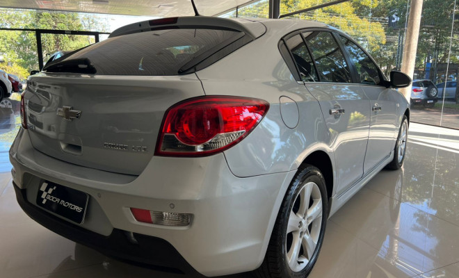 GM - Chevrolet CRUZE HB Sport LTZ 1.8 16V FlexP. 5p Aut 2013 Flex-8