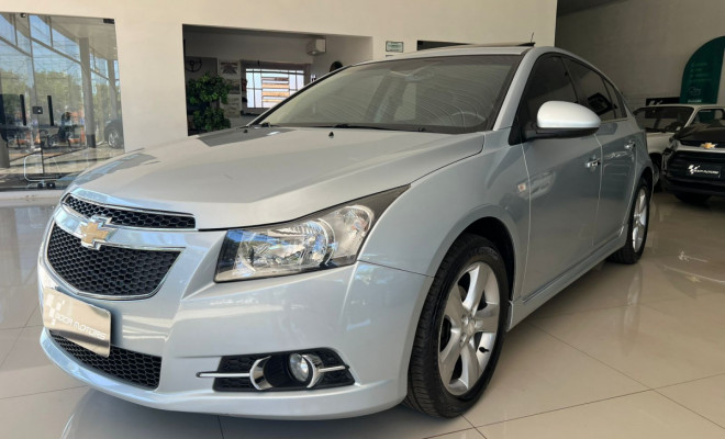 GM - Chevrolet CRUZE HB Sport LTZ 1.8 16V FlexP. 5p Aut 2013 Flex-1
