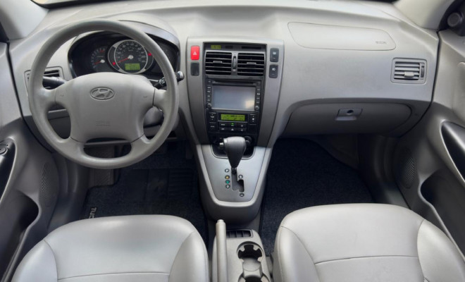 TUCSON 2.0 AUTOMÁTICA 2017 | ROBUSTEZ E CONFORTO EM UM SÓ CARRO.-5