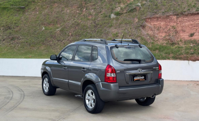 TUCSON 2.0 AUTOMÁTICA 2017 | ROBUSTEZ E CONFORTO EM UM SÓ CARRO.-1