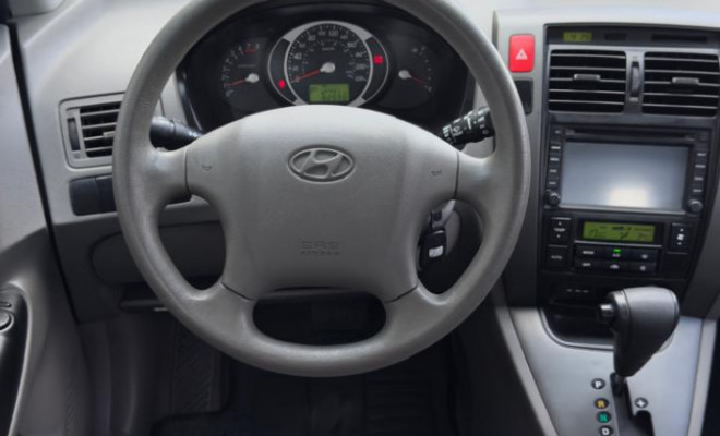 TUCSON 2.0 AUTOMÁTICA 2017 | ROBUSTEZ E CONFORTO EM UM SÓ CARRO.-9