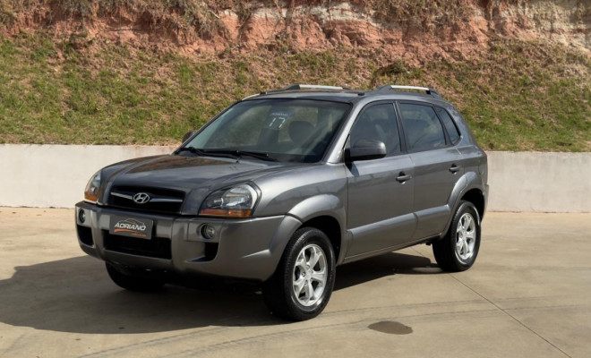 TUCSON 2.0 AUTOMÁTICA 2017 | ROBUSTEZ E CONFORTO EM UM SÓ CARRO.-17