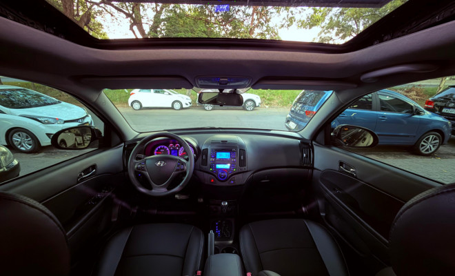 Hyundai i30 2.0 16V 145cv 5p Aut. 2011 Gasolina-5