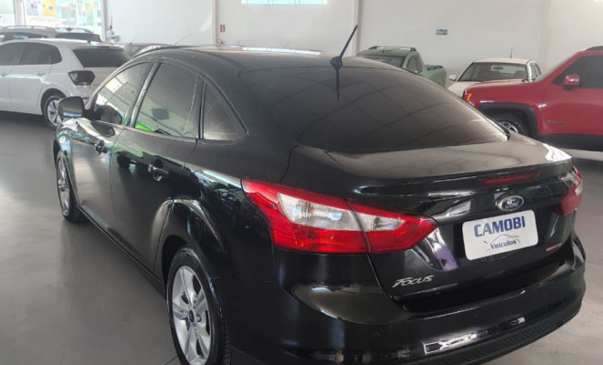 Ford Focus Sedan 2.0 16V/2.0 16V Flex 4p Aut. 2014 Flex-4
