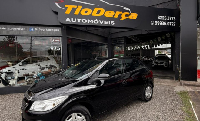 GM - Chevrolet ONIX HATCH LT 1.0 8V FlexPower 5p Mec. 2013 Flex