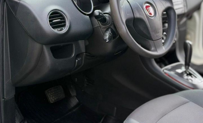 Fiat Bravo ESSENCE Dualogic 1.8 Flex 16V 5p 2012 Flex-8