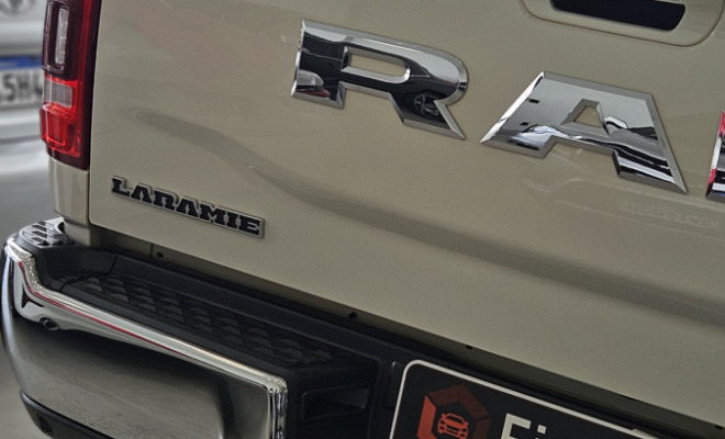 RAM 3500 LARAMIE 6.7 TB CD 4x4 Diesel 2022 Diesel-16