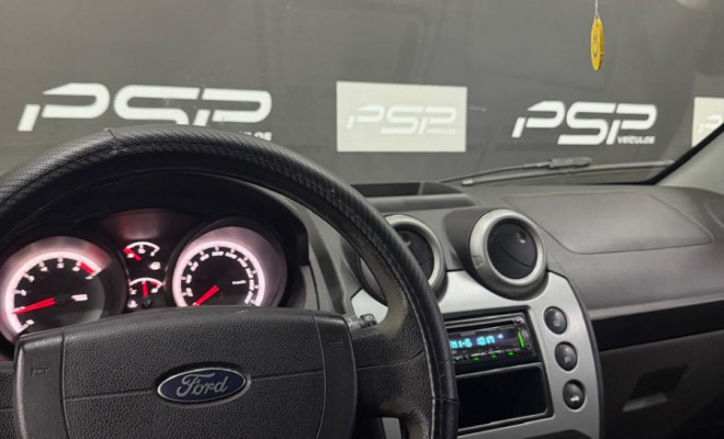 Ford Fiesta 1.6 16V Flex Mec. 5p 2013 Flex