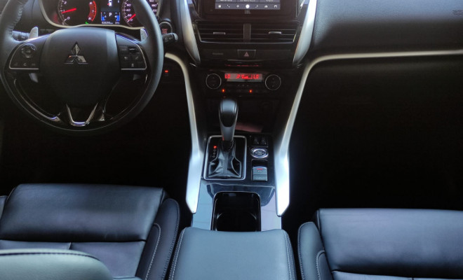 Mitsubishi Eclipse Cross HPE-S Sport 1.5 16V AWC TB 165cv Aut 2025 Gasolina-4