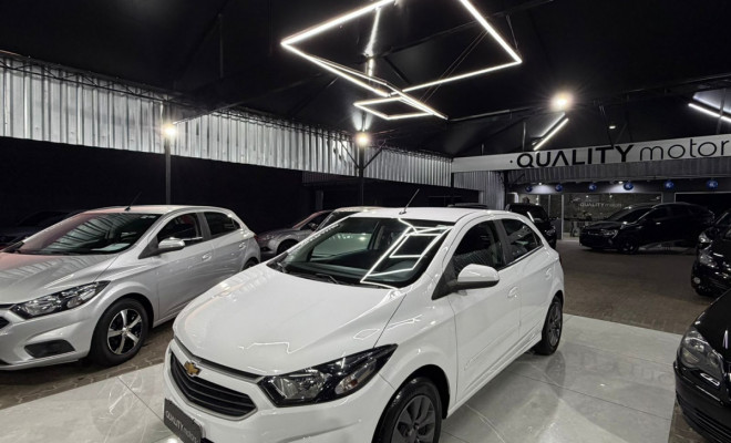 GM - Chevrolet ONIX HATCH LT 1.0 8V FlexPower 5p Mec. 2018 Flex-1