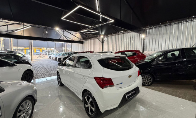 GM - Chevrolet ONIX HATCH LT 1.0 8V FlexPower 5p Mec. 2018 Flex-4