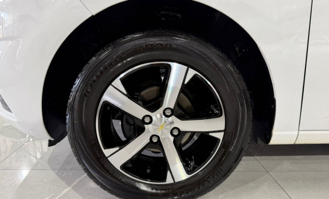 GM - Chevrolet ONIX HATCH LT 1.0 8V FlexPower 5p Mec. 2018 Flex-11