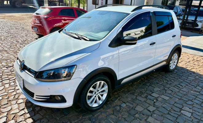 VW - VolksWagen Fox TRACK 1.0 Flex 12V 5p 2018 Flex