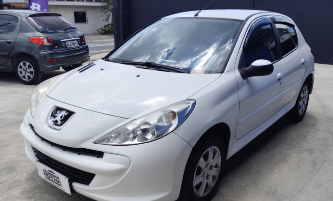 Peugeot 207 Active 1.4 Flex 8V 5p 2014 Flex-0