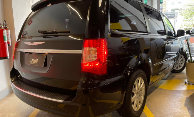Chrysler Town & Country Touring 3.6 V6 Gasolina Aut. 2012-0