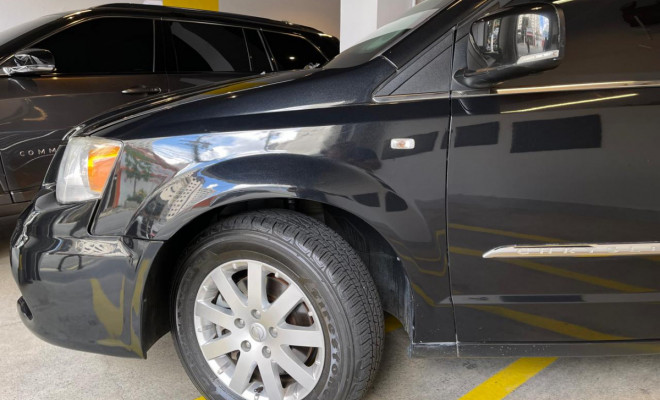 Chrysler Town & Country Touring 3.6 V6 Gasolina Aut. 2012-4