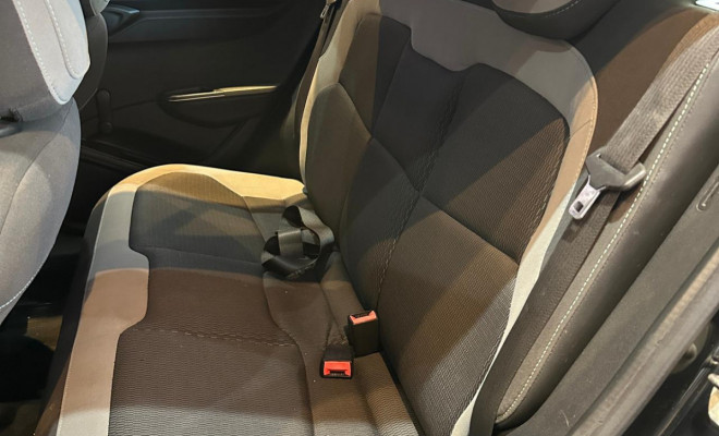 GM - Chevrolet ONIX HATCH LS 1.0 8V FlexPower 5p Mec. 2013 Flex-11