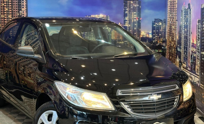 GM - Chevrolet ONIX HATCH LS 1.0 8V FlexPower 5p Mec. 2013 Flex-2