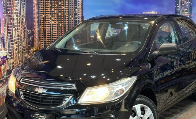 GM - Chevrolet ONIX HATCH LS 1.0 8V FlexPower 5p Mec. 2013 Flex-0