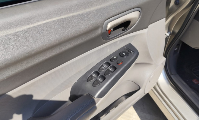 Honda Civic Sedan LXS 1.8/1.8 Flex 16V Mec. 4p 2008 Flex-6