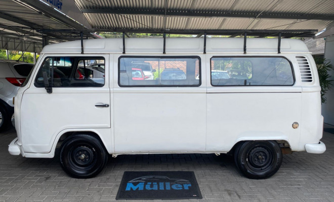 VW - VolksWagen Kombi Escolar/50 anos 1.4 Mi Total Flex 2008 Flex-0