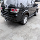 Toyota Hilux SW4 SR 4x2 2.7/ 2.7 Flex 16V Aut. 2013 Flex-1