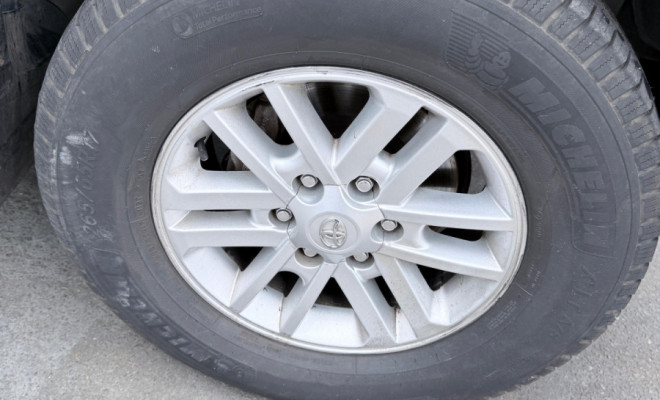 Toyota Hilux SW4 SR 4x2 2.7/ 2.7 Flex 16V Aut. 2013 Flex-7