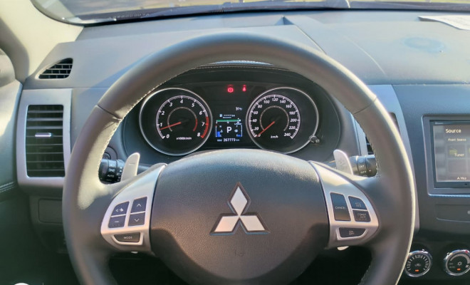 Mitsubishi OUTLANDER 3.0/ GT 3.0 V6 Aut. 2012 Gasolina-10
