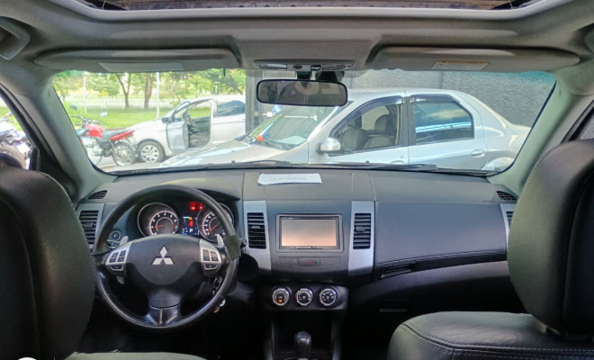 Mitsubishi OUTLANDER 3.0/ GT 3.0 V6 Aut. 2012 Gasolina-8
