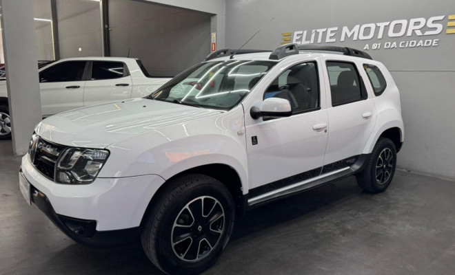 Renault DUSTER DAKAR 4x4 2.0 Hi-Flex 16V Mec. 2016 Flex-1