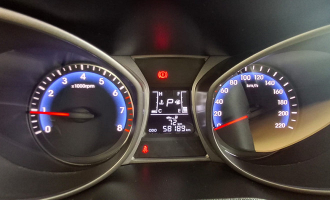 Hyundai HB20X Premium 1.6 Flex 16V Aut. 2018 Flex-8