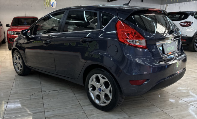Ford Fiesta Sedan SE 1.6 16V Flex 4p 2013 Flex-14