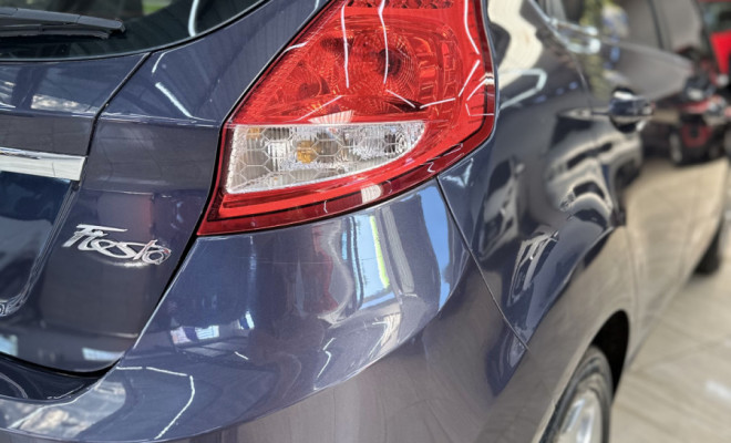 Ford Fiesta Sedan SE 1.6 16V Flex 4p 2013 Flex-5