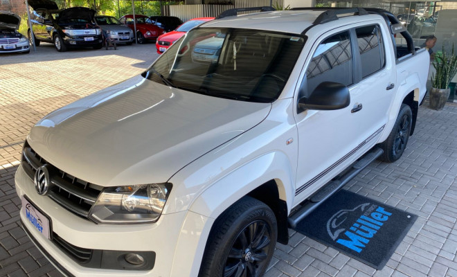 VW - VolksWagen AMAROK Trendline CD 2.0 TDI 4X4 Dies Aut 2016 Diesel-9