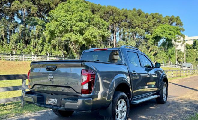 Nissan Frontier XE CD 4x4 2.3 Bi-TB Diesel Aut. 2024 Diesel-10