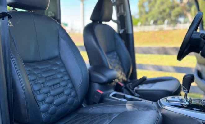 Nissan Frontier XE CD 4x4 2.3 Bi-TB Diesel Aut. 2024 Diesel-5