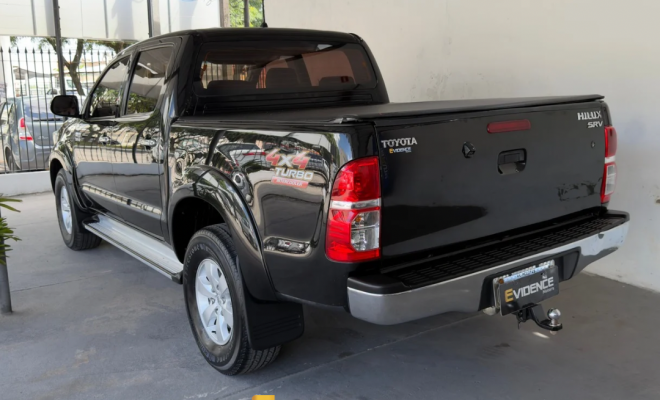 Toyota Hilux CD SRV D4-D 4x4 3.0 TDI Diesel Aut 2012 Diesel-3