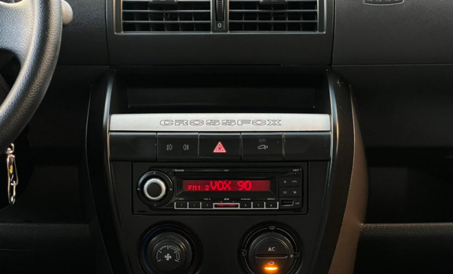 VW - VolksWagen CROSSFOX 1.6 Mi Total Flex 8V 5p 2009 Flex-3