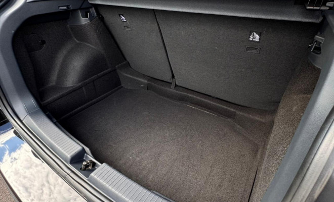 VW - VolksWagen T-Cross Sense 200 TSI 1.0 Flex 5p Aut. 2024 Flex-9