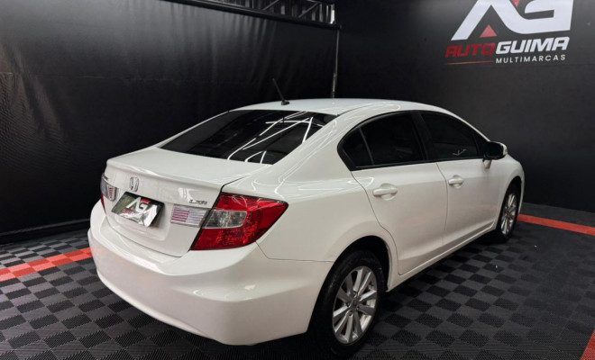 Honda Civic Sedan LXR 2.0 Flexone 16V Aut. 4p 2015 Flex-4