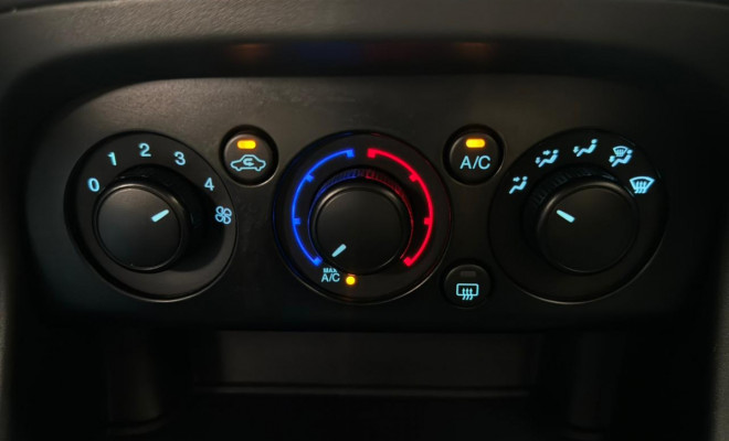 Ford Ka 1.5 Sedan SE Plus 12V Flex 4p Aut. 2019 Flex-11