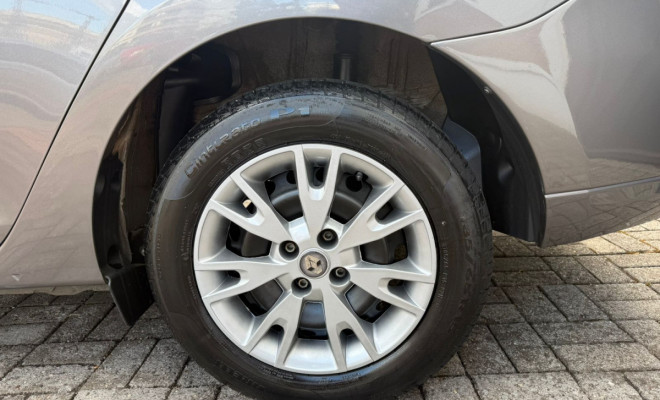 Renault LOGAN Zen Flex 1.6 16V 4p Mec. 2021 Flex-8