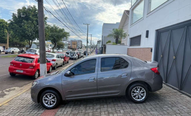 Renault LOGAN Zen Flex 1.6 16V 4p Mec. 2021 Flex-3