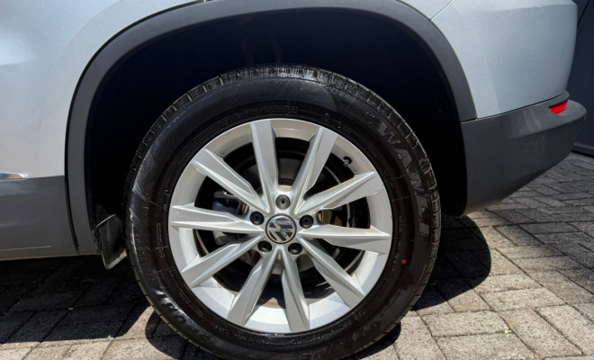 VW - VolksWagen TIGUAN 2.0 TSI 16V 200cv Tiptronic 5p 2015 Gasolina-8