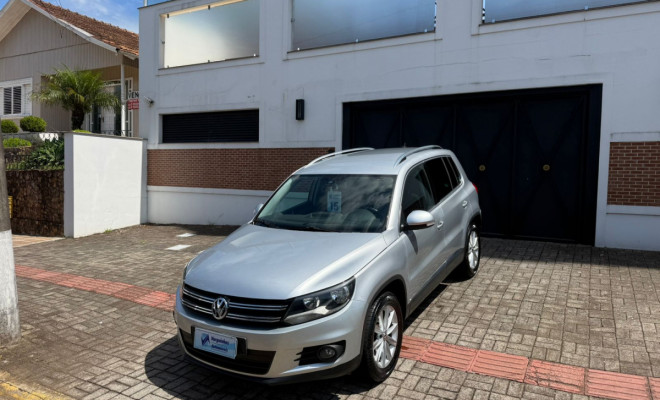 VW - VolksWagen TIGUAN 2.0 TSI 16V 200cv Tiptronic 5p 2015 Gasolina-1