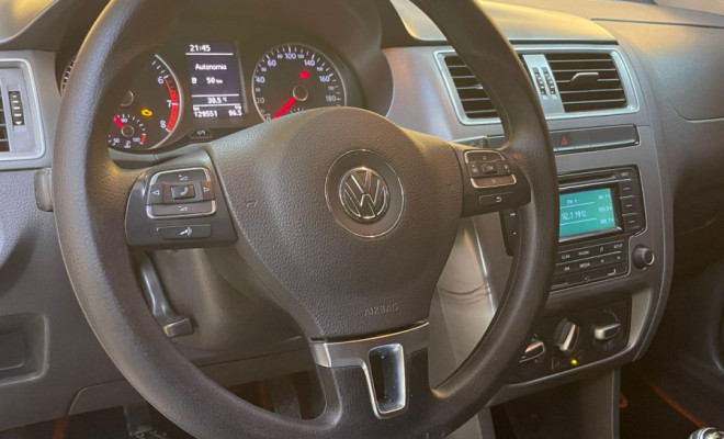 VW - VolksWagen Fox Tr 1.0 2015 Flex  ÓTIMO CUSTO BENEFICIO PARA DIA A DIA-7