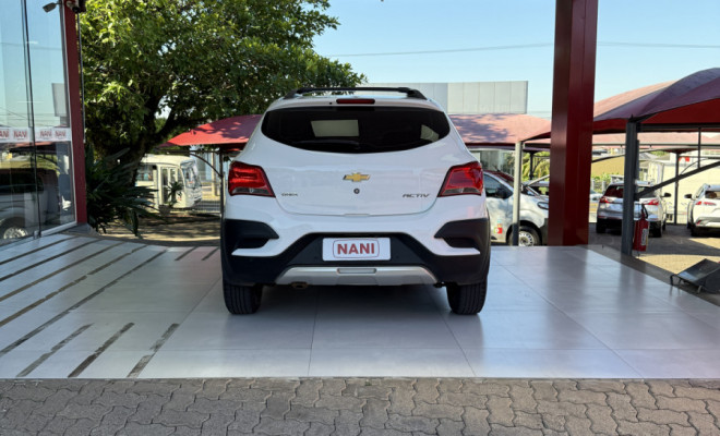 GM - Chevrolet ONIX HATCH ACTIV 1.4 8V Flex 5p Mec. 2017 Flex-3