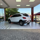 GM - Chevrolet ONIX HATCH ACTIV 1.4 8V Flex 5p Mec. 2017 Flex-4