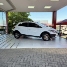 GM - Chevrolet ONIX HATCH ACTIV 1.4 8V Flex 5p Mec. 2017 Flex-1