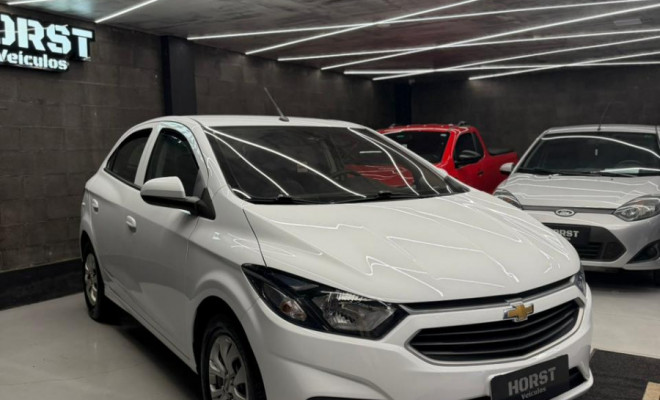 GM - Chevrolet ONIX HATCH LT 1.0 8V  Mec. 2019 Flex-12